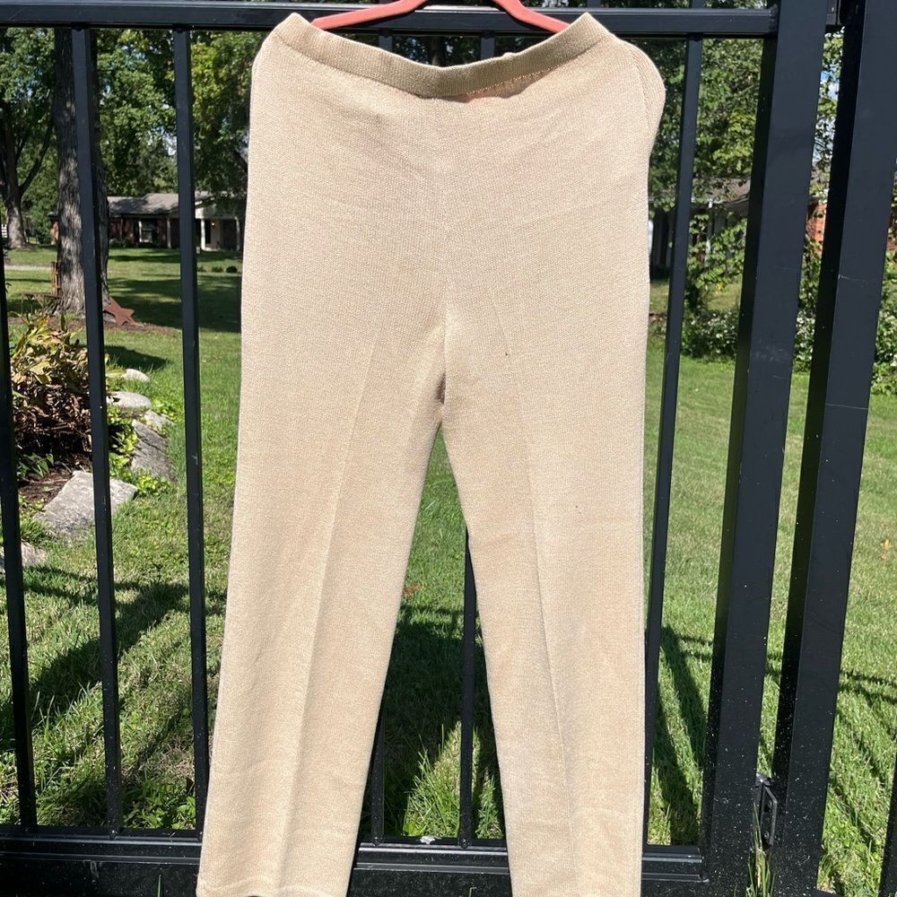 St. John Collection Knit Pants - Picture 8 of 8